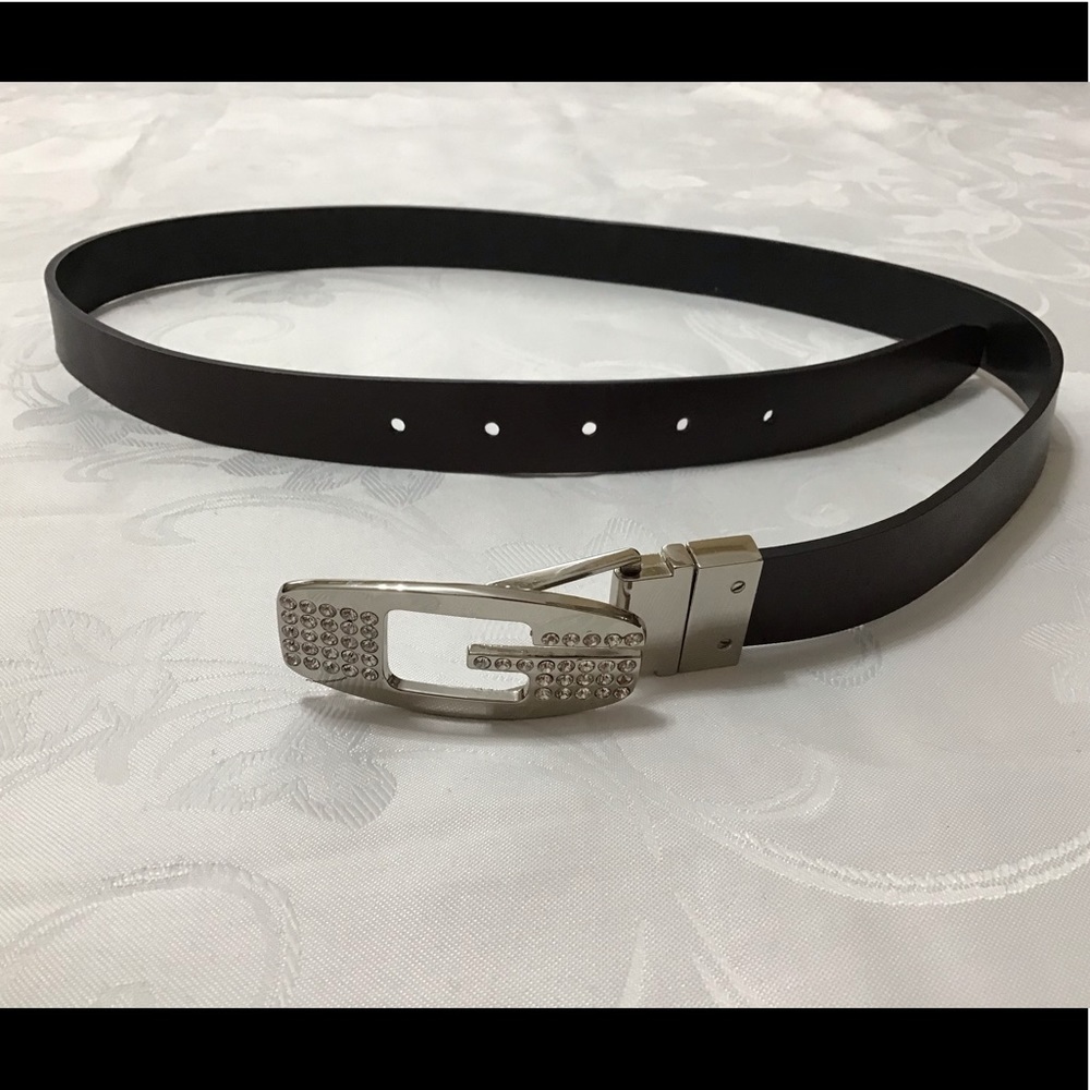 Guess belt